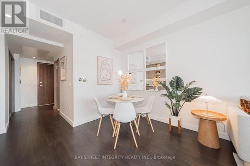 2111 - 85 Mcmahon Drive, Toronto (Bayview Village), ON - Indoor Photo Showing Dining Room