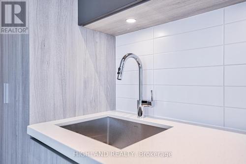 3605 - 8 Widmer Street, Toronto, ON - Indoor Photo Showing Kitchen