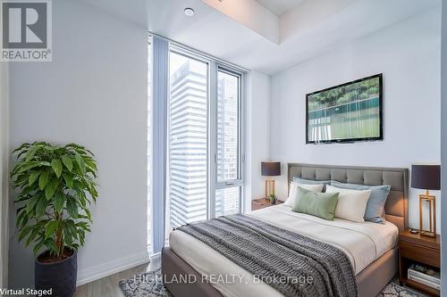 3605 - 8 Widmer Street, Toronto (Waterfront Communities), ON - Indoor Photo Showing Bedroom