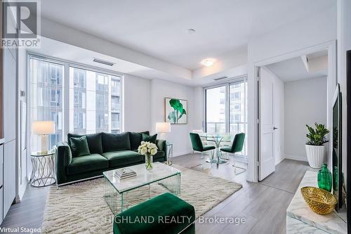 3605 - 8 Widmer Street, Toronto, ON - Indoor Photo Showing Living Room