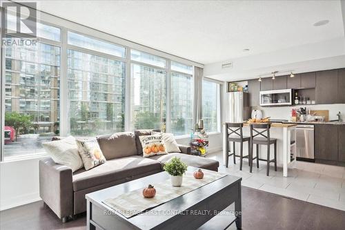 201 - 15 Brunel Court, Toronto (Waterfront Communities), ON - Indoor