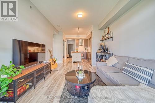 206 - 195 Bonis Avenue, Toronto, ON - Indoor Photo Showing Living Room