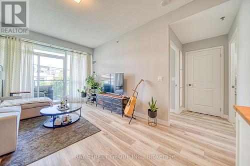 206 - 195 Bonis Avenue, Toronto, ON - Indoor Photo Showing Living Room