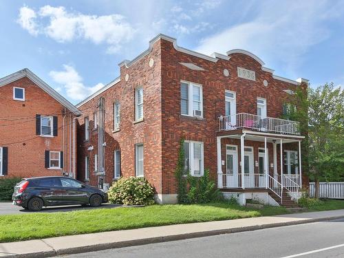 Frontage - 110 Rue Champlain, Saint-Jean-Sur-Richelieu, QC - Outdoor With Facade