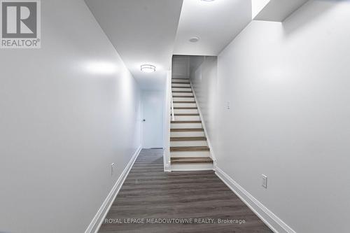 7059 Frontier Ridge, Mississauga, ON - Indoor Photo Showing Other Room