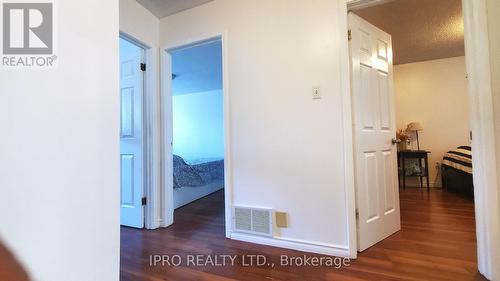 6 Carisbrooke Court, Brampton, ON - Indoor Photo Showing Other Room