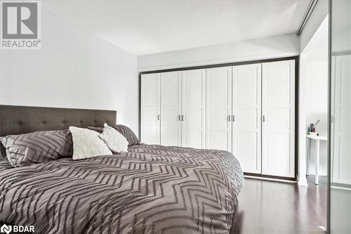 15 Brunel Court Unit# 201, Toronto, ON - Indoor Photo Showing Bedroom