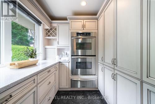 919 Valleyview Drive, Peterborough (Monaghan), ON - Indoor Photo Showing Kitchen