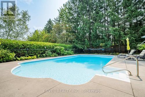 919 Valleyview Drive, Peterborough (Monaghan), ON - Outdoor With In Ground Pool With Backyard