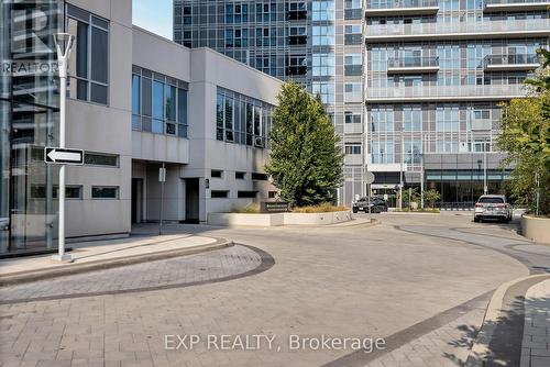 2124 - 275 Village Green Square, Toronto, ON - Outdoor