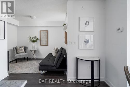 2124 - 275 Village Green Square, Toronto, ON - Indoor Photo Showing Other Room