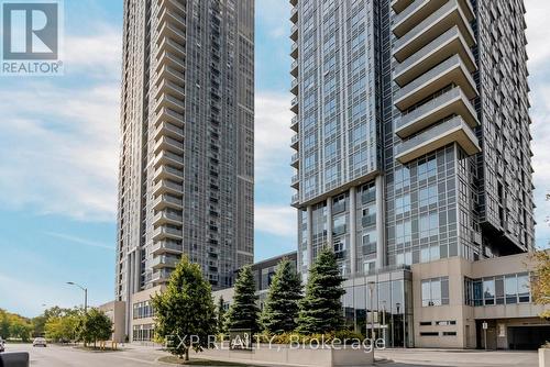 2124 - 275 Village Green Square, Toronto (Agincourt South-Malvern West), ON - Outdoor With Facade