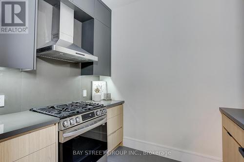 161 Fitzgerald Avenue, Markham, ON - Indoor Photo Showing Kitchen