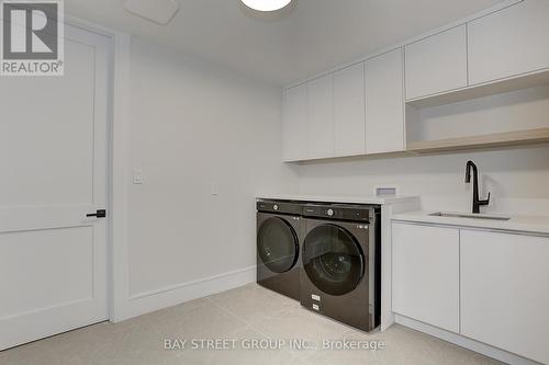 161 Fitzgerald Avenue, Markham, ON - Indoor Photo Showing Laundry Room