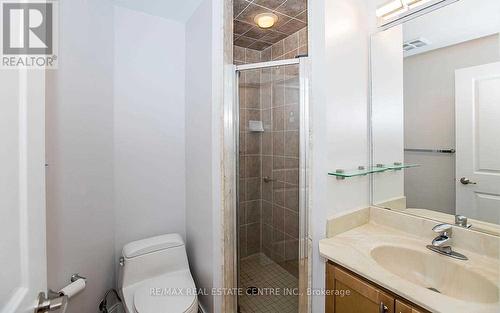 1209 - 80 Absolute Avenue, Mississauga, ON - Indoor Photo Showing Bathroom