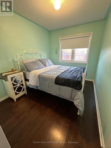 5753 Tiz Road E, Mississauga, ON - Indoor Photo Showing Bedroom