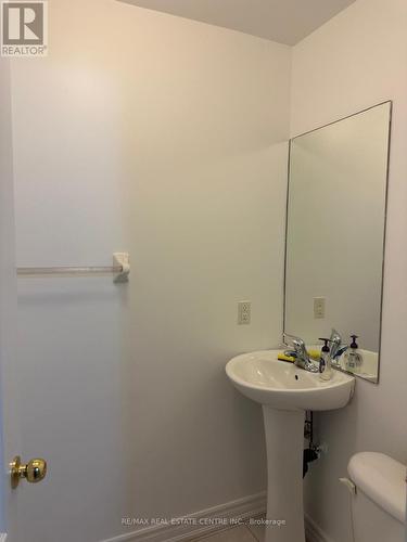 5753 Tiz Road E, Mississauga, ON - Indoor Photo Showing Bathroom