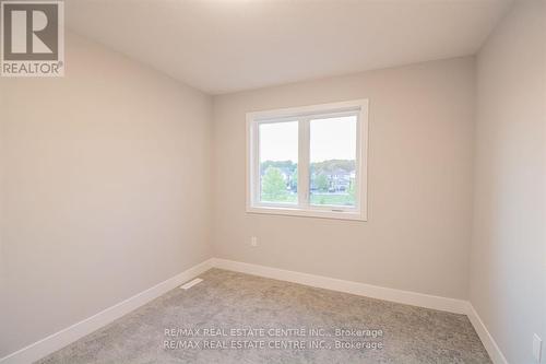 1123 Waterwheel Road E, London, ON - Indoor Photo Showing Other Room