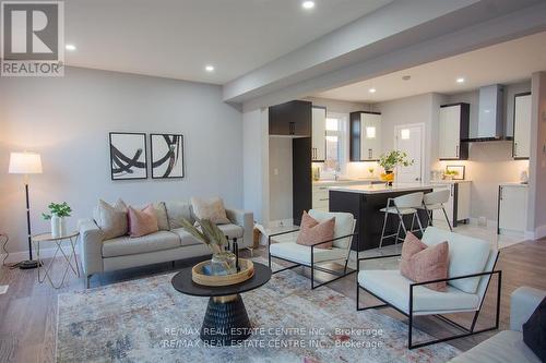 1123 Waterwheel Road E, London, ON - Indoor Photo Showing Living Room