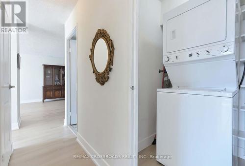 910 - 2365 Kennedy Road, Toronto, ON - Indoor Photo Showing Laundry Room