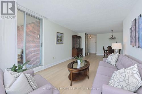 910 - 2365 Kennedy Road, Toronto, ON - Indoor Photo Showing Living Room