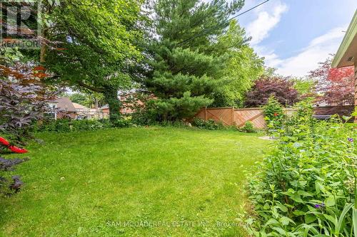 29 Hill Garden Road, Toronto (Humber Heights), ON - Outdoor