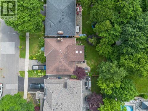 29 Hill Garden Road, Toronto, ON - Outdoor