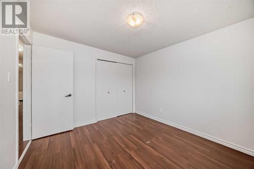 6303 Penbrooke Drive Se, Calgary, AB - Indoor Photo Showing Other Room