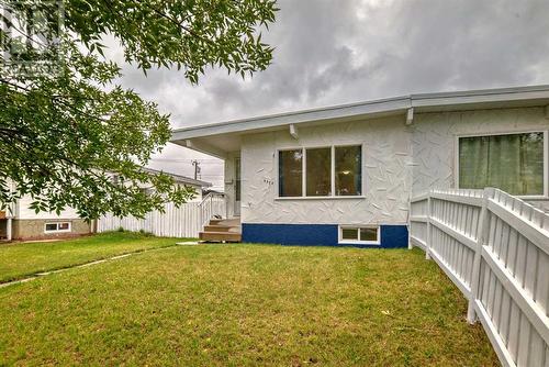 6303 Penbrooke Drive Se, Calgary, AB - Outdoor