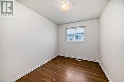 6303 Penbrooke Drive Se, Calgary, AB - Indoor Photo Showing Other Room