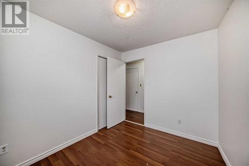 6303 Penbrooke Drive Se, Calgary, AB - Indoor Photo Showing Other Room