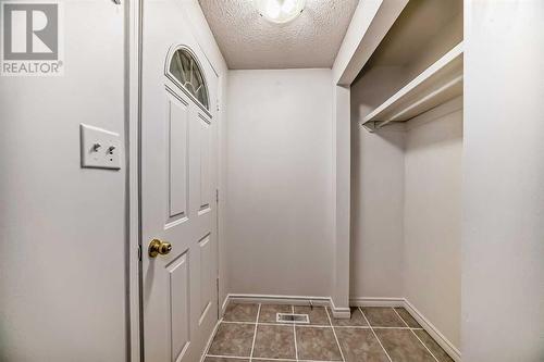 6303 Penbrooke Drive Se, Calgary, AB - Indoor Photo Showing Other Room