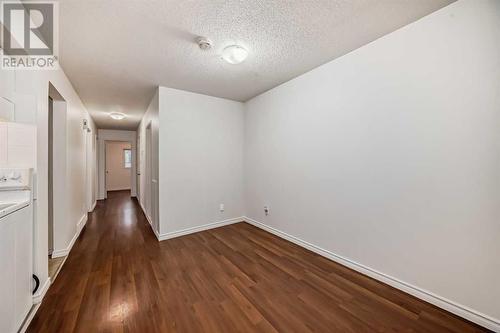 6303 Penbrooke Drive Se, Calgary, AB - Indoor Photo Showing Other Room