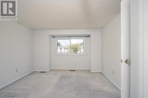 28 - 1990 Wavell Street, London, ON - Indoor Photo Showing Other Room