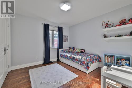 550 Deloraine Avenue, Toronto (Bedford Park-Nortown), ON - Indoor Photo Showing Bedroom