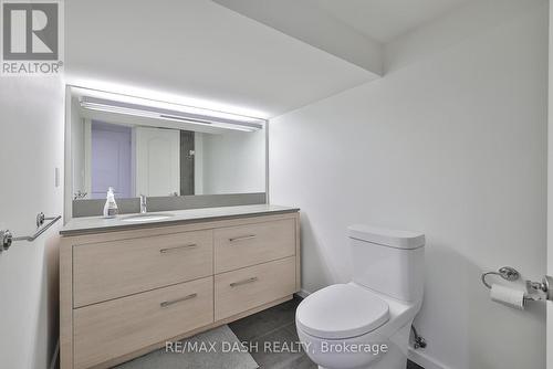 550 Deloraine Avenue, Toronto, ON - Indoor Photo Showing Bathroom