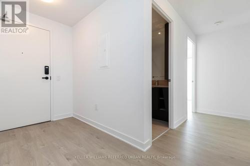 3900 Confederation Parkway, Mississauga (City Centre), ON - Indoor Photo Showing Other Room