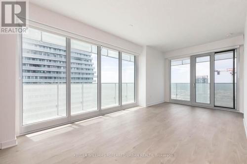 3900 Confederation Parkway, Mississauga (City Centre), ON - Indoor Photo Showing Other Room