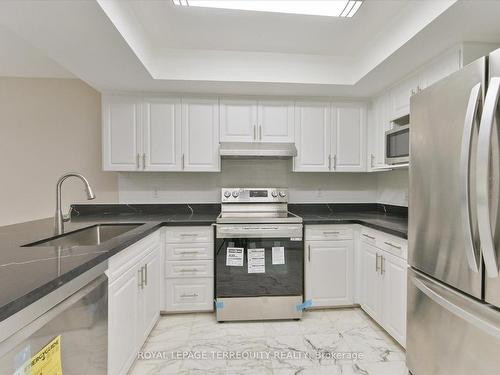 154 Centennial Rd, Toronto, ON - Indoor Photo Showing Kitchen