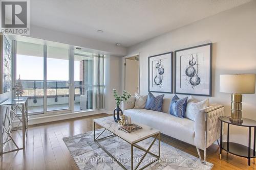 534 - 36 Via Bagnato Avenue, Toronto, ON - Indoor Photo Showing Living Room