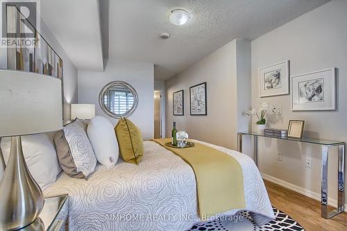 534 - 36 Via Bagnato Avenue, Toronto (Yorkdale-Glen Park), ON - Indoor Photo Showing Bedroom