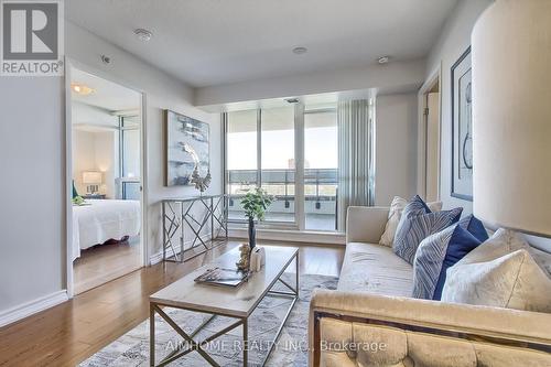 534 - 36 Via Bagnato Avenue, Toronto, ON - Indoor Photo Showing Living Room