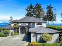 864 Gaetjen St, Parksville, BC 