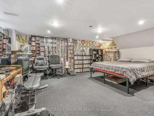 5 Nordic Pl, Toronto, ON - Indoor Photo Showing Bedroom