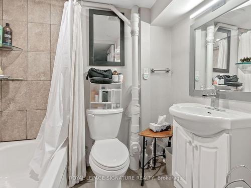 5 Nordic Pl, Toronto, ON - Indoor Photo Showing Bathroom