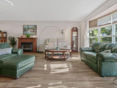 5 Nordic Pl, Toronto, ON - Indoor Photo Showing Living Room With Fireplace