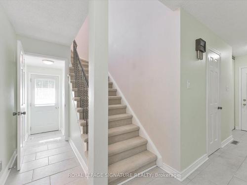 2946 Dancer Crt, Mississauga, ON - Indoor Photo Showing Other Room