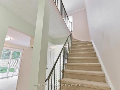 2946 Dancer Crt, Mississauga, ON - Indoor Photo Showing Other Room