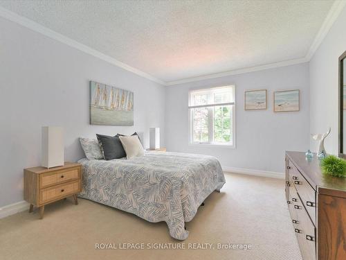 2946 Dancer Crt, Mississauga, ON - Indoor Photo Showing Bedroom