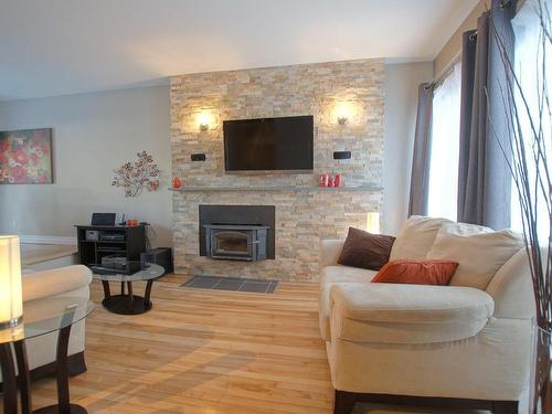 Living room - 212 Rue Roy, Longueuil (Le Vieux-Longueuil), QC 